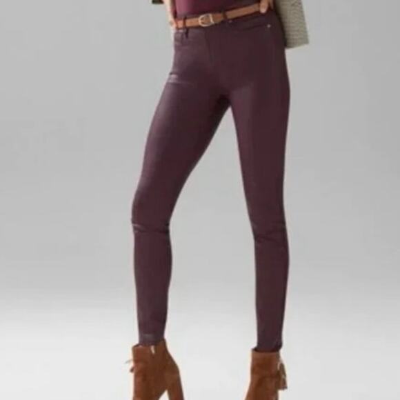 NWT White House Black Market HR Skinny-Coated Curve Hugging Jeans Burgundy SZ 8 - Picture 2 of 13